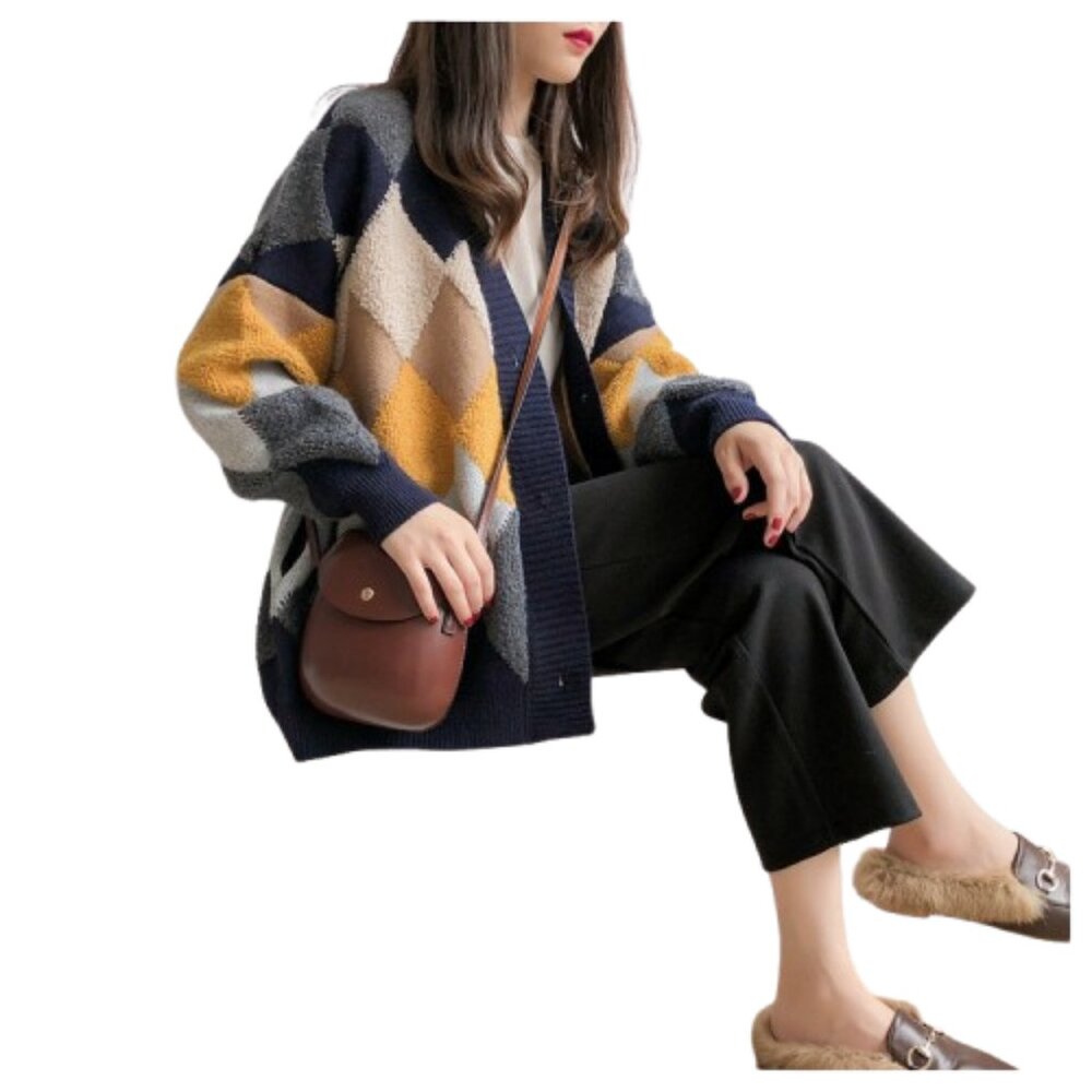 Geometric Pattern Button-Up Cardigan - Picture 4 of 10